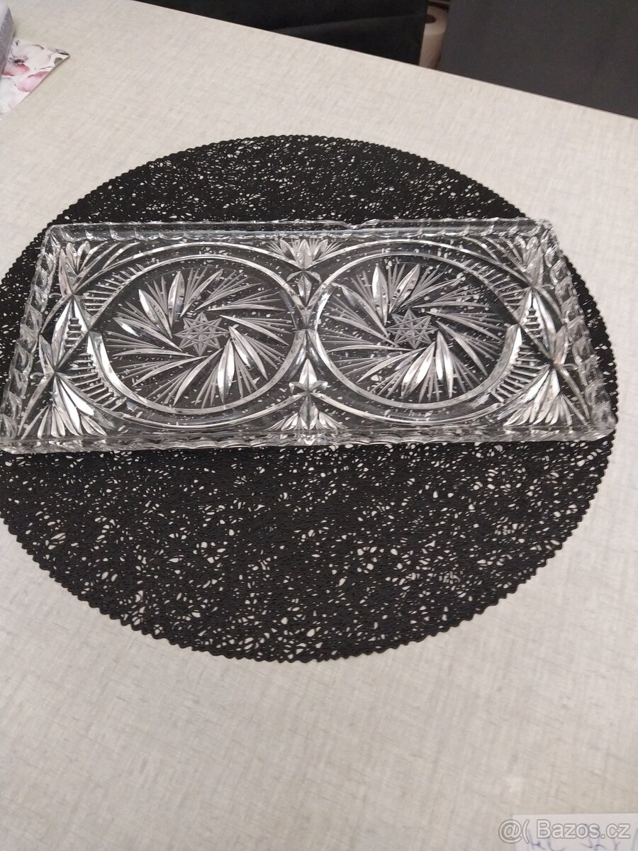 Křišťálový broušený tác