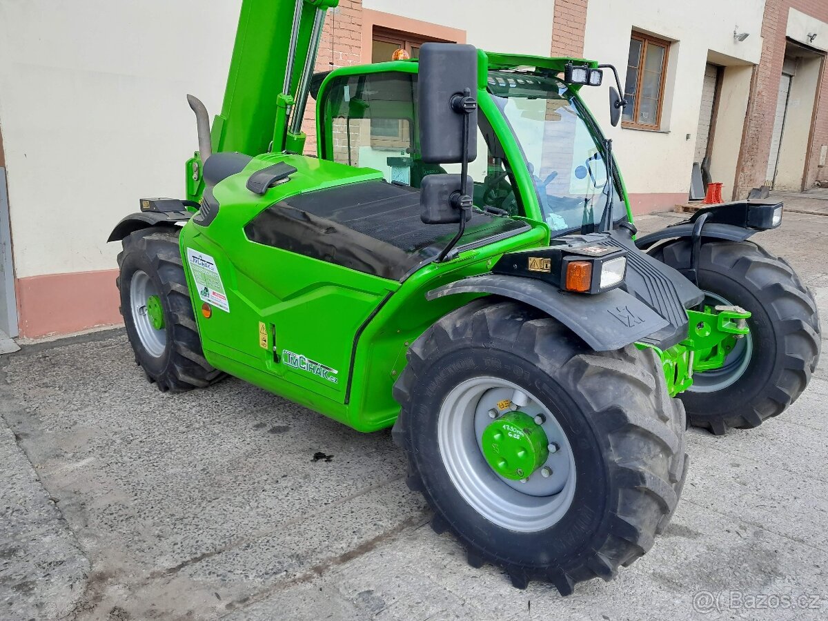 Teleskopický manipulátor MERLO TF30.9 a TF33.7-115