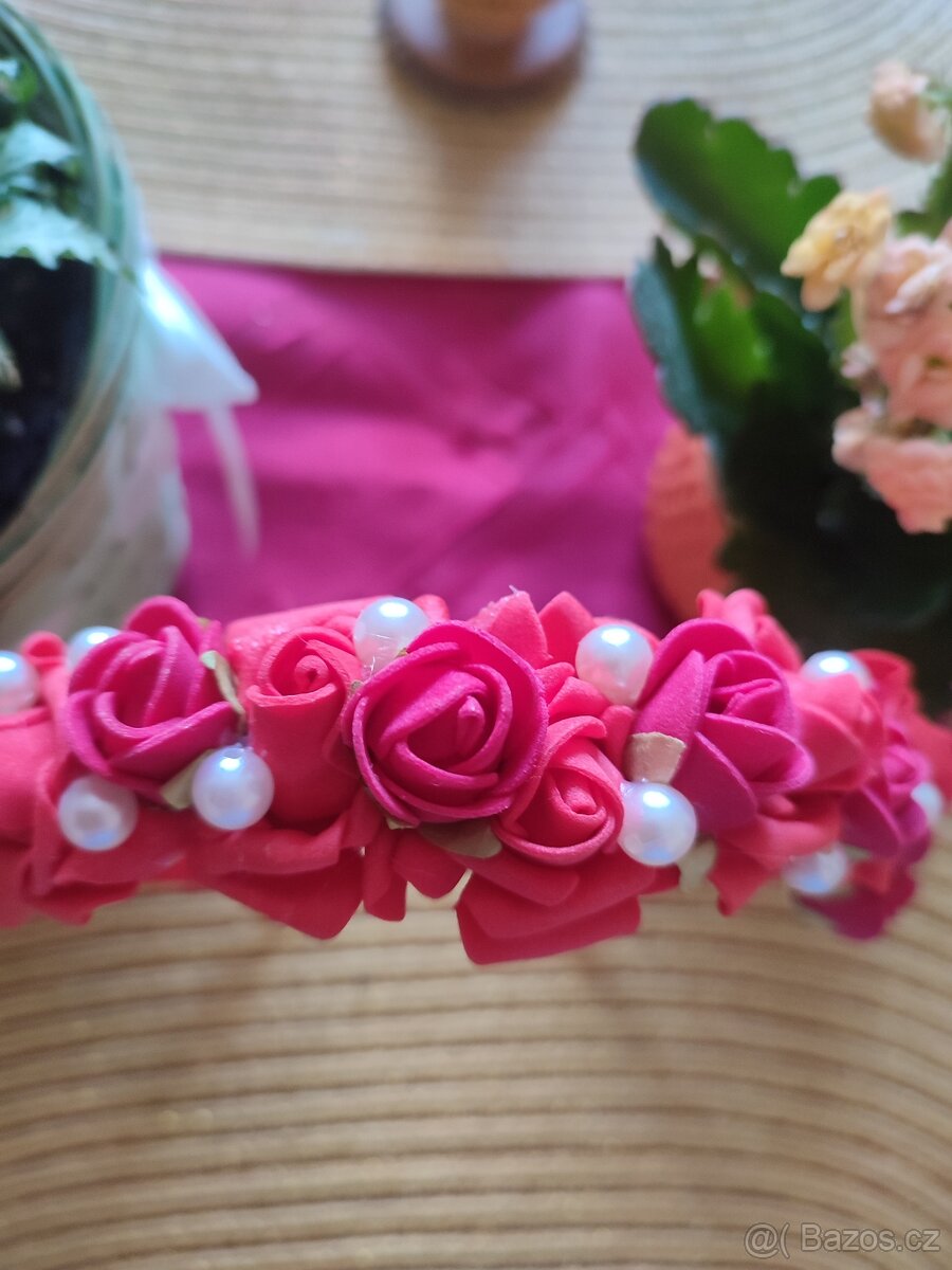 Svatební čelenky a přízdoby do vlasů