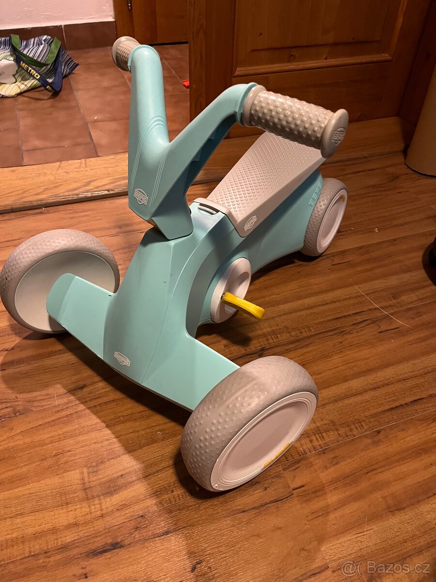 Odrážedlo Berg GO2 Mint