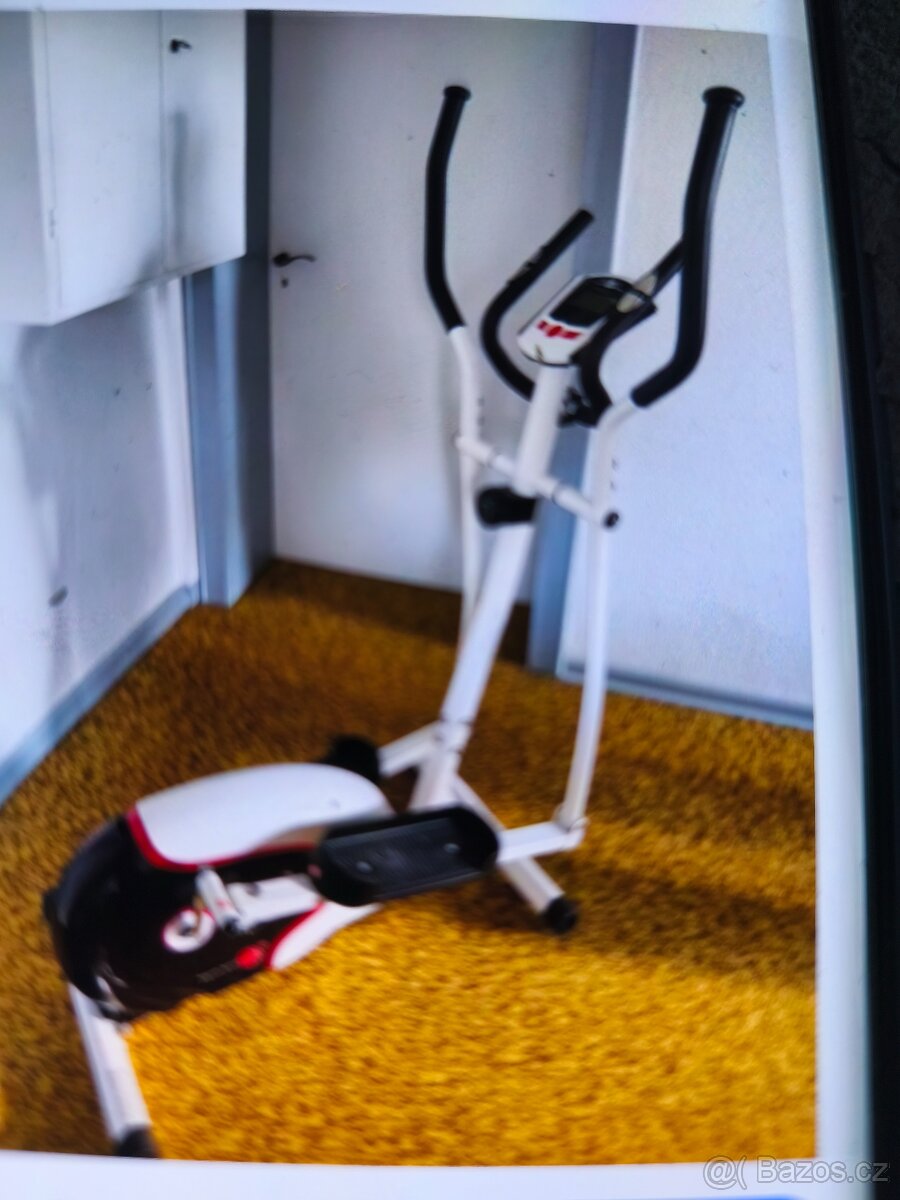 Magnetický eliptický trenažer