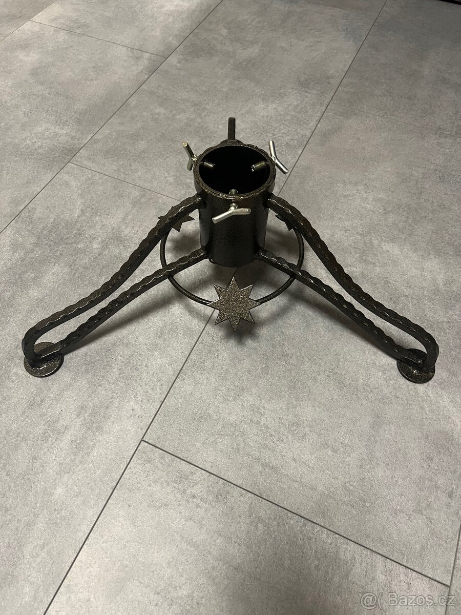 Stojan na vánoční strom