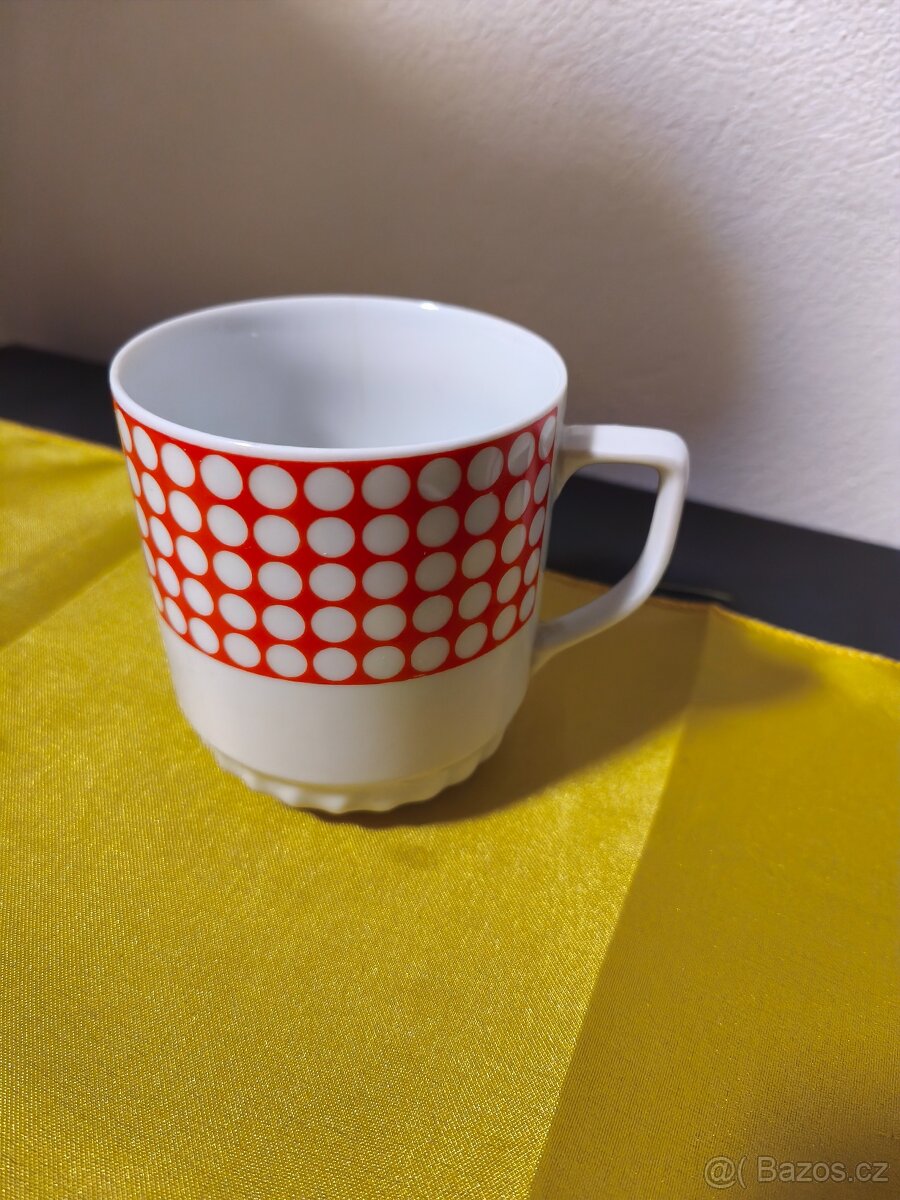 Retro sběratelský hrnek.