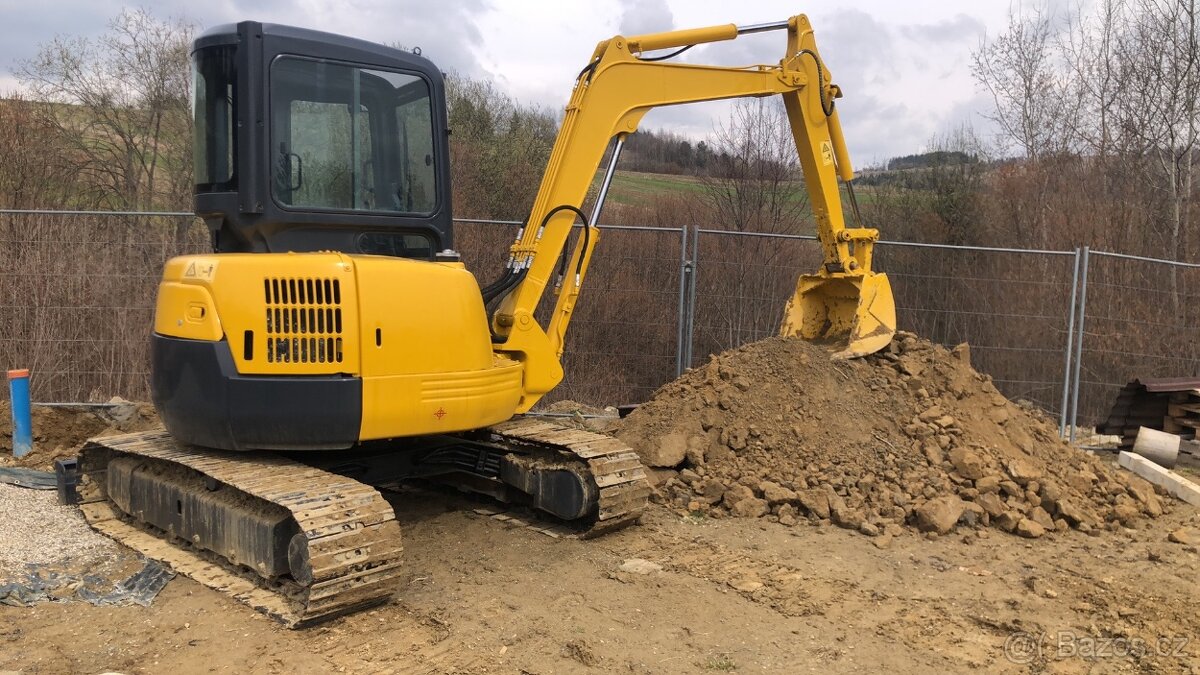 Kobelco SK45SR