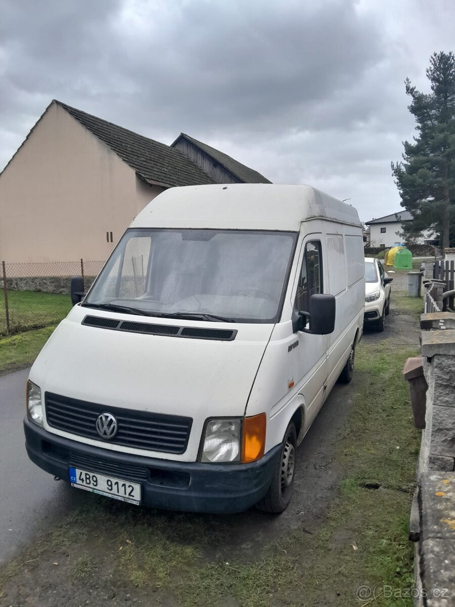 Volkswagen LT 28 2.5 TDI "obytný vůz"