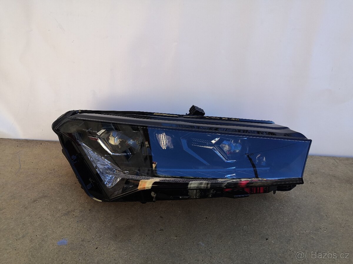 Škoda Enyaq světlo full led Matrix