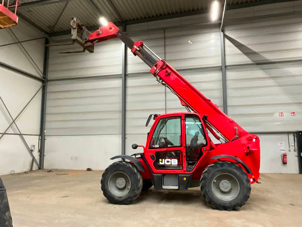 Prodám teleskopický nakladač JCB 535-95