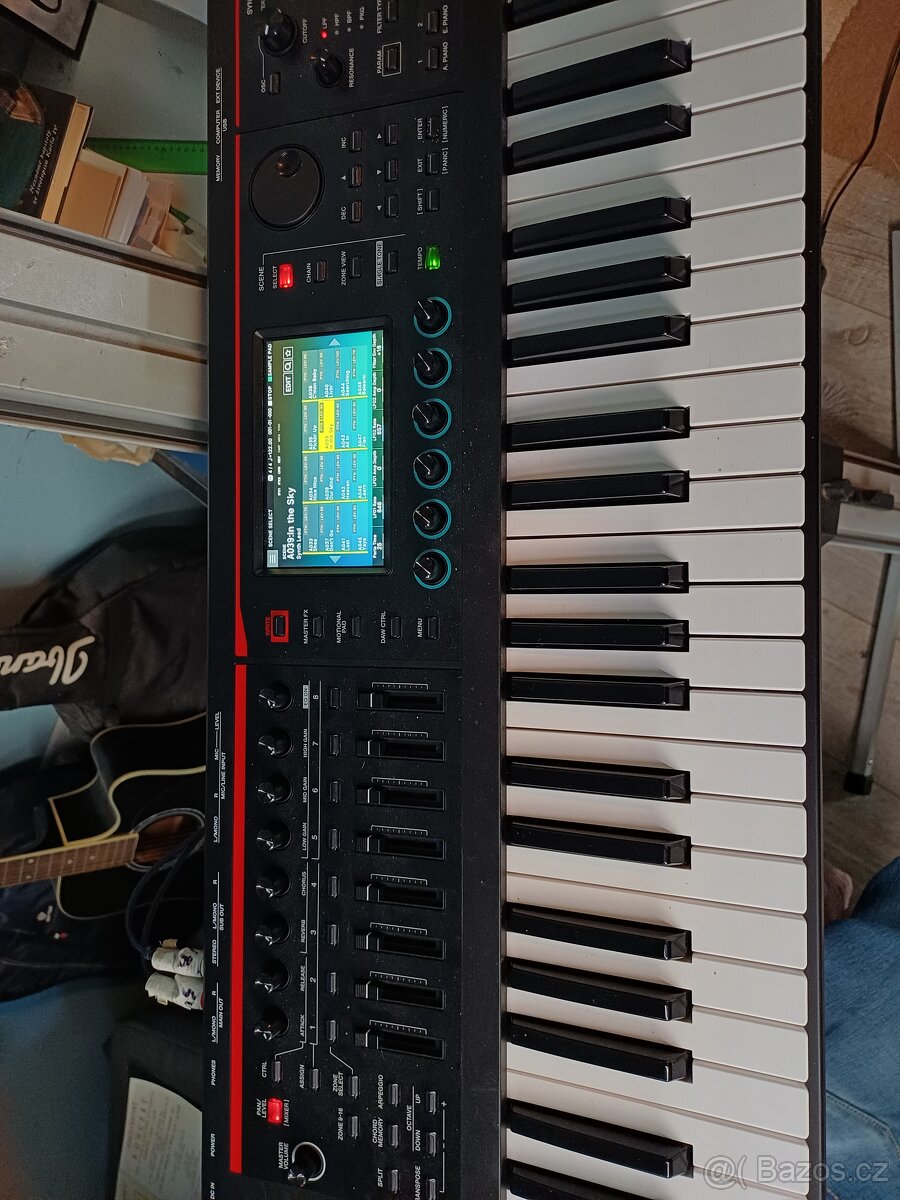 Roland 07 Fantom + kufr