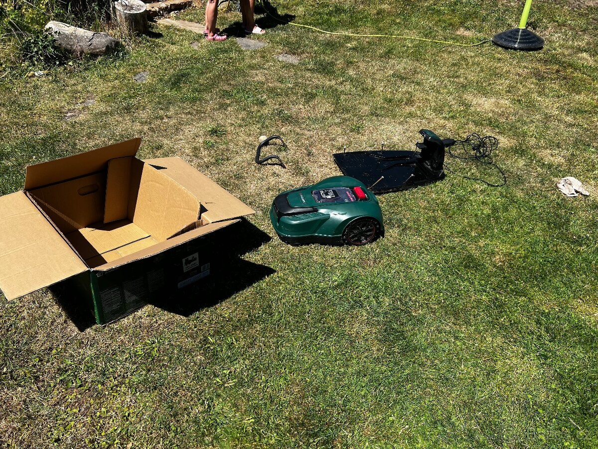 Parkside robotická sekačka 1000m2