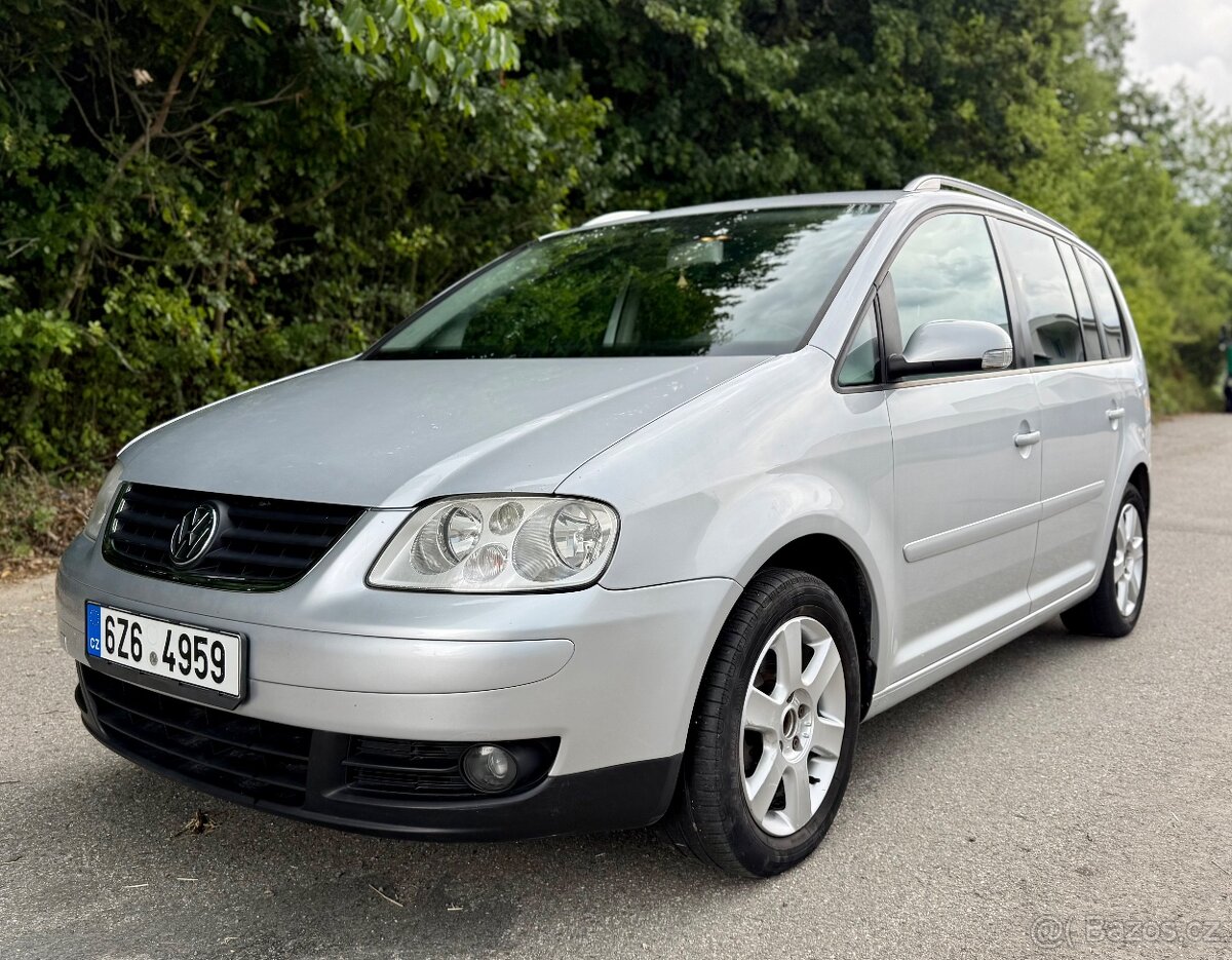 VW Touran 2.0 TDI 100Kw, 12/2003, 2x kola
