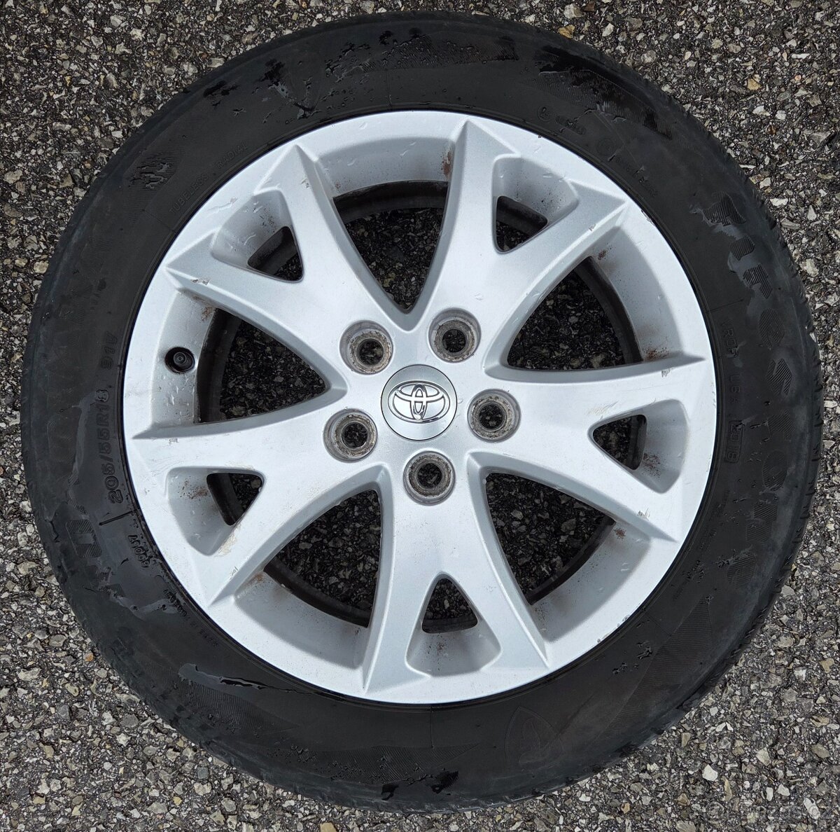 Alu kola Toyota 16" 5x114,3 (Corolla, Verso, Auris)