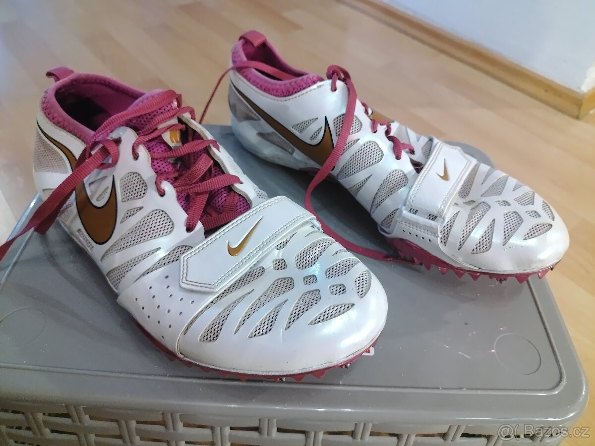 TRETRY SPRINT NIKE ZOOM CELAR 4 38EU