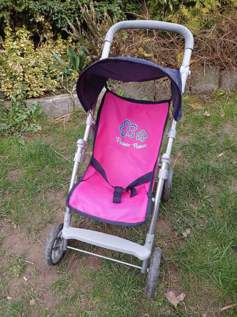 Dětský kočárek pro panenky