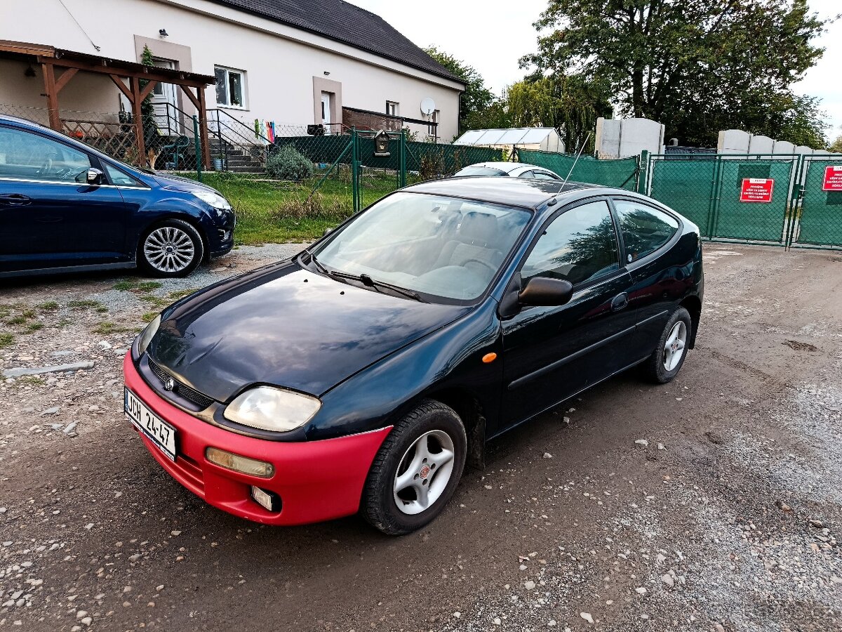 Mazda 323 C