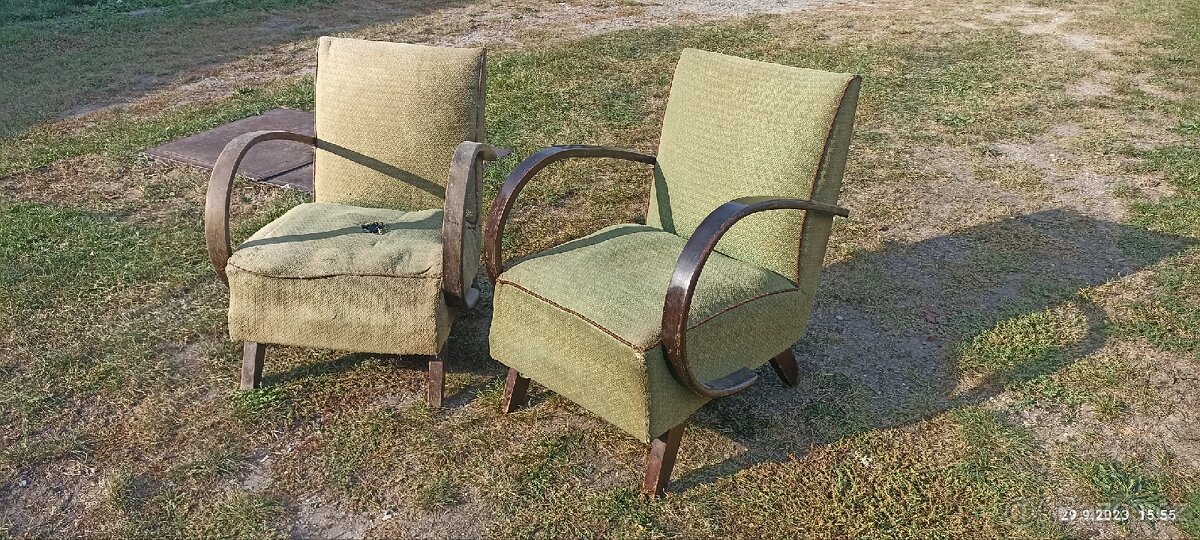 Křesla Halabala k renovaci