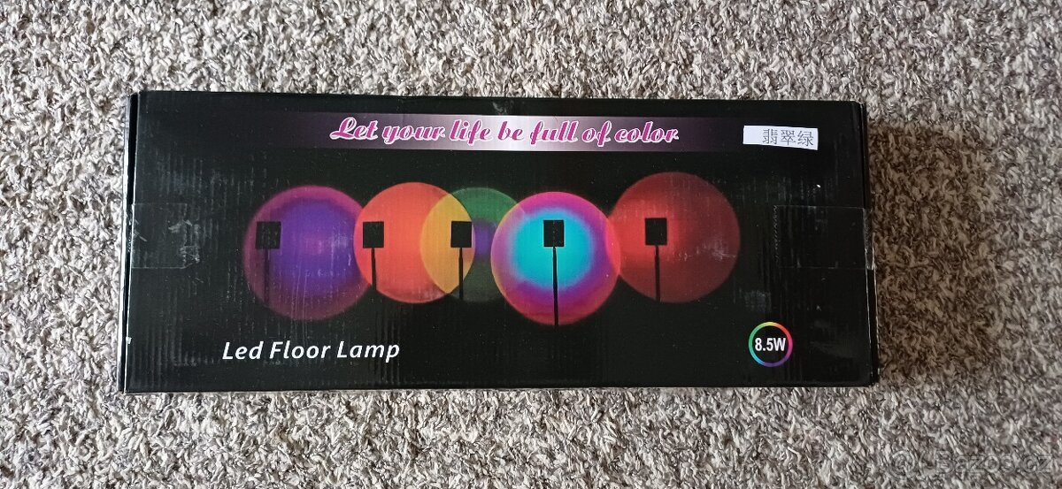 Led stojací lampa, svetlo zelený, oranžový, červený