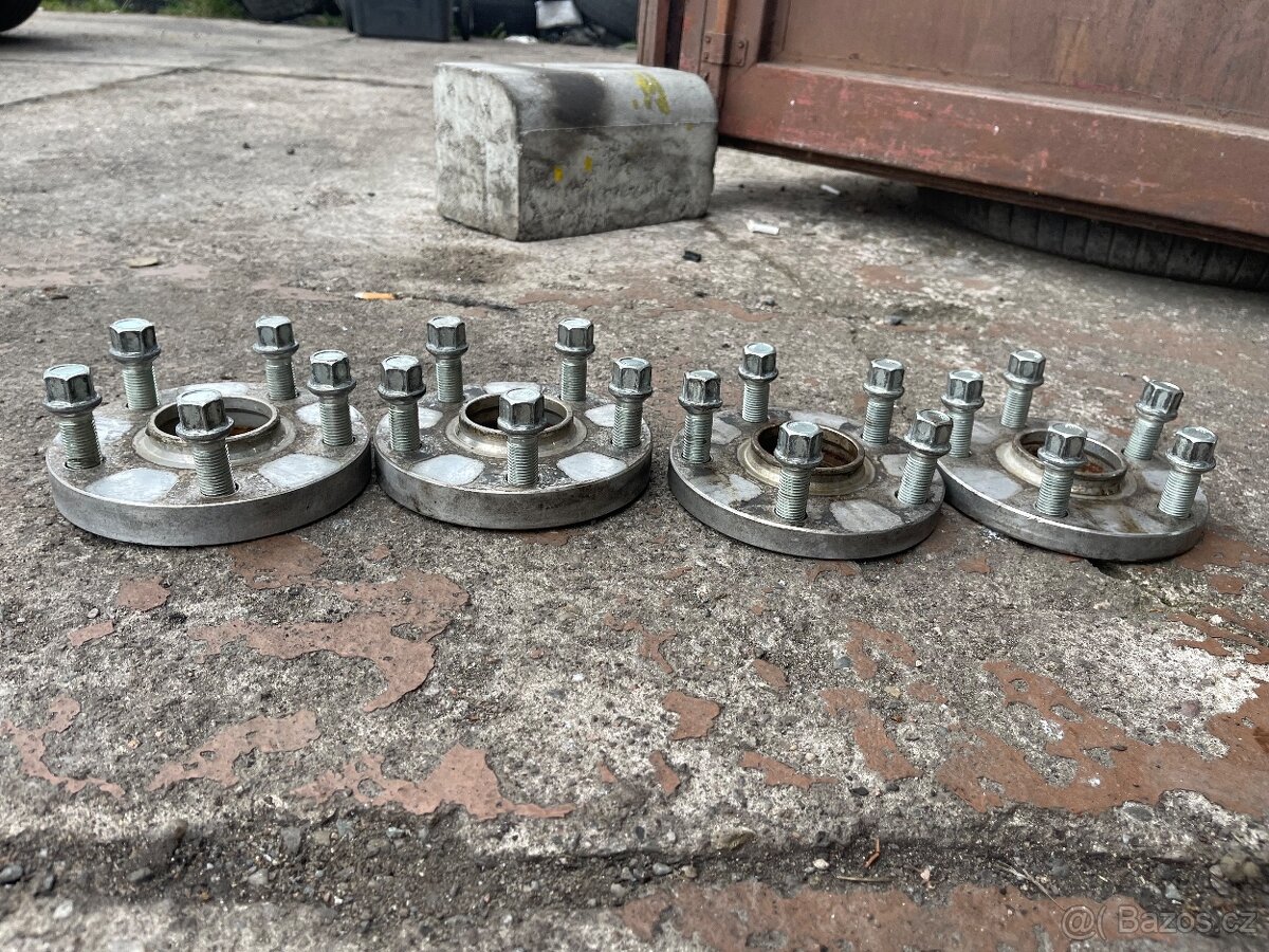 Podložky na kola 5x112