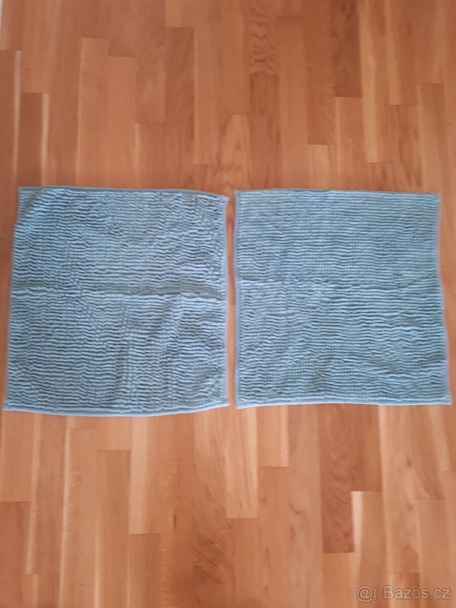 Nové koberečky do koupelny 2ks