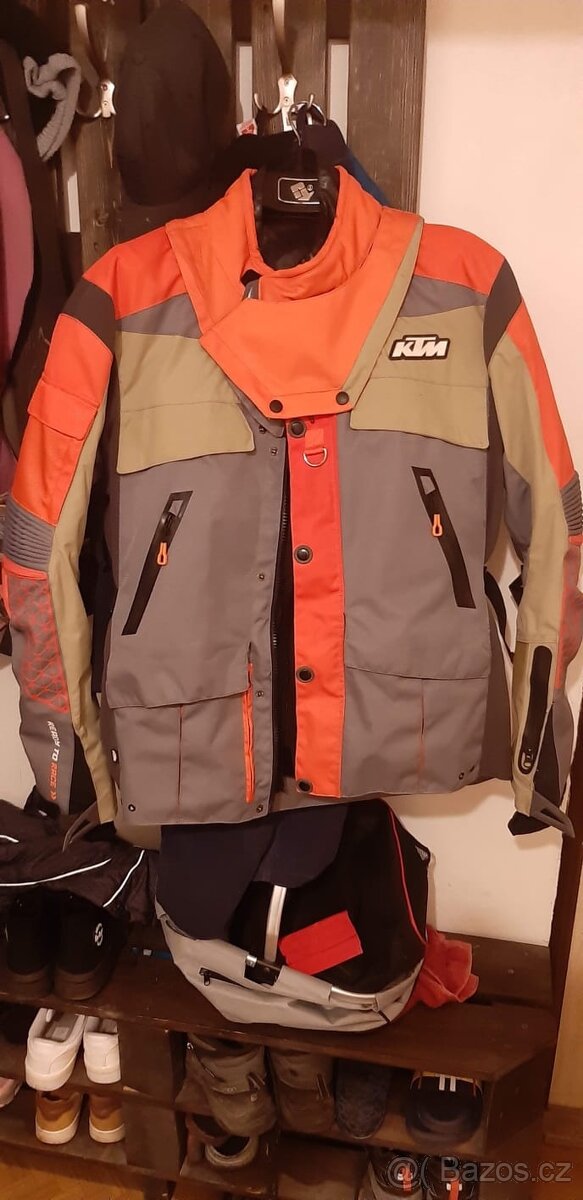 KTM bunda leat breace