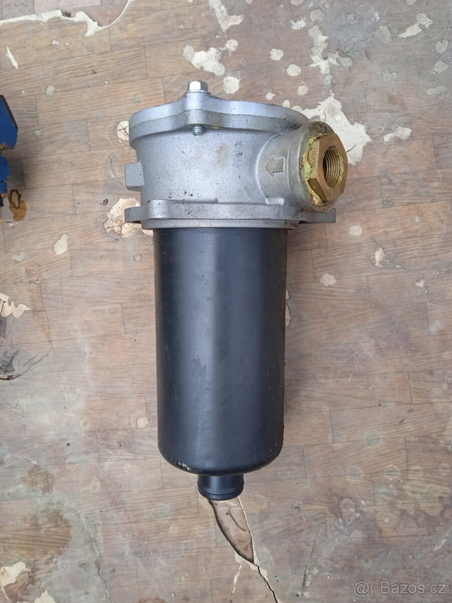 Filtr hydrauliky
