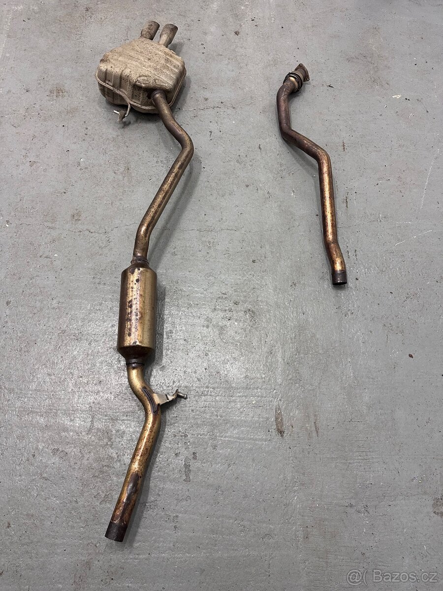 Audi A4 B8 2.0Tdi výfuk