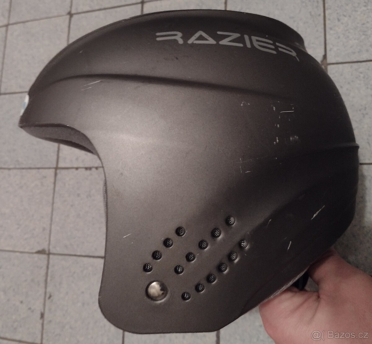 Dětská lyžařská helma Razier