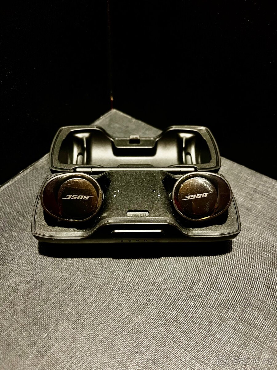 Bose SoundSport Free – bezdrátová sluchátka