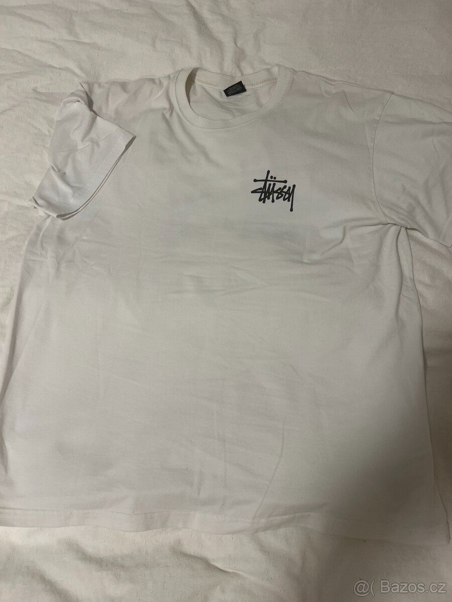 STUSSY WHITE T-SHIRT