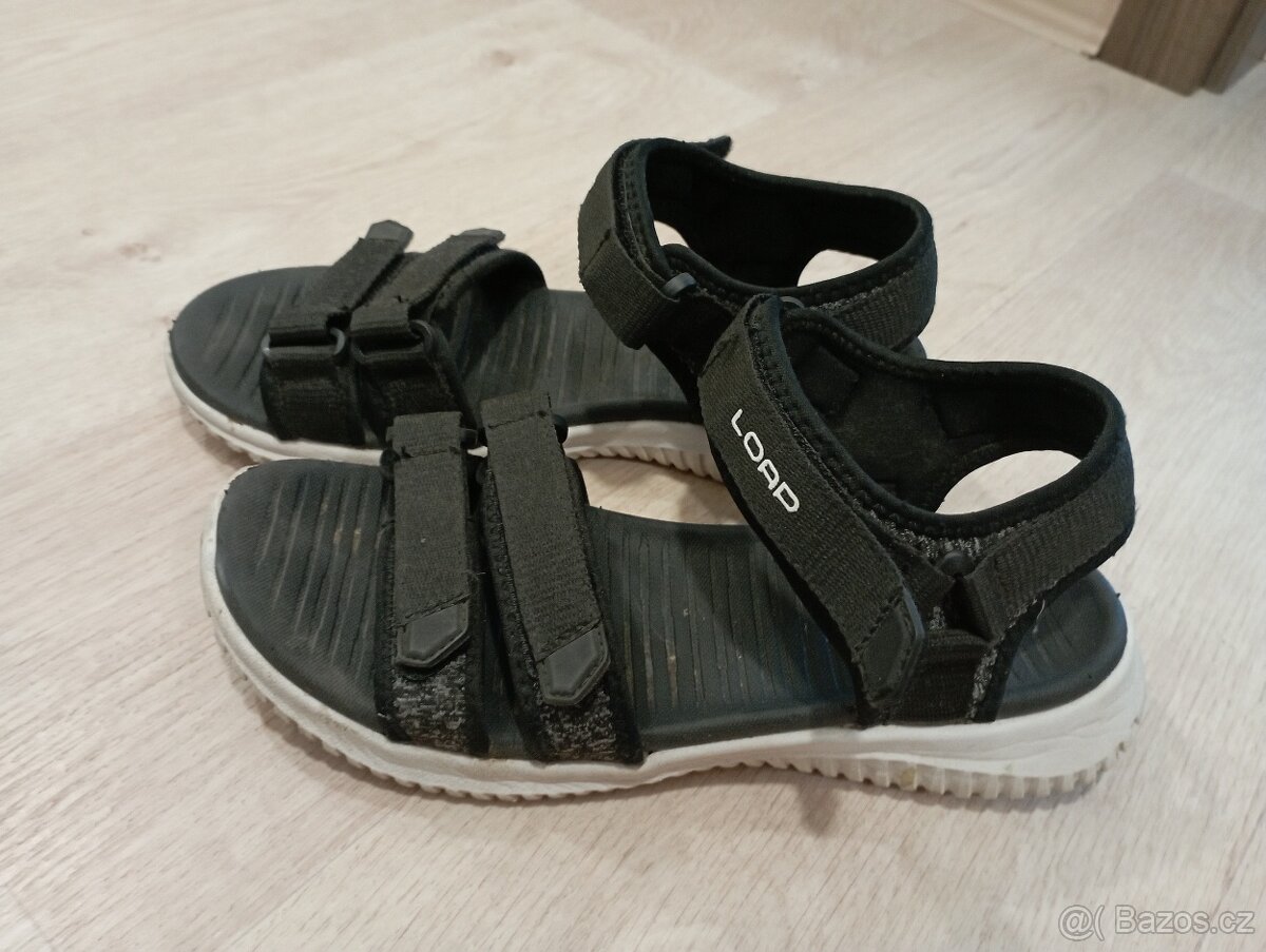 Dětské/dívčí sportovní sandály LOAP, černé, vel. 37