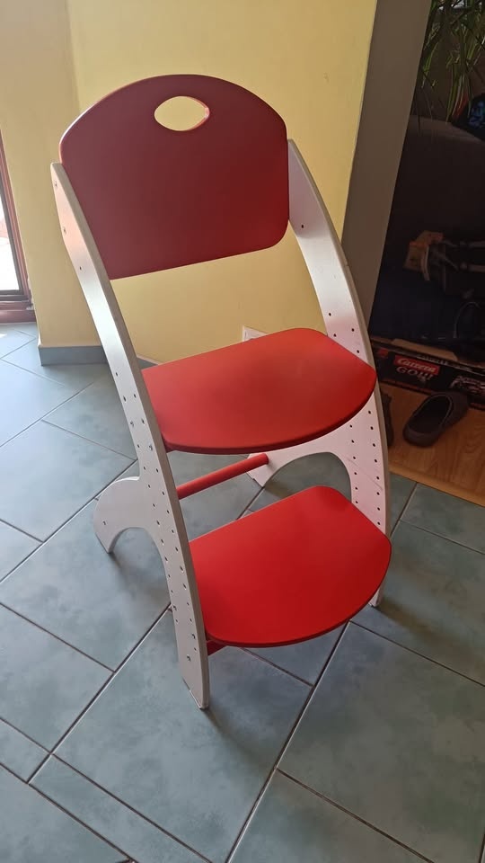 Dětská rostoucí židle bílo-červená