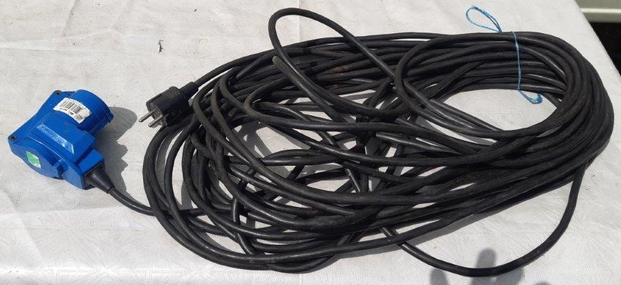 Připojovací kabel - redukce pro karavan CEE 16A