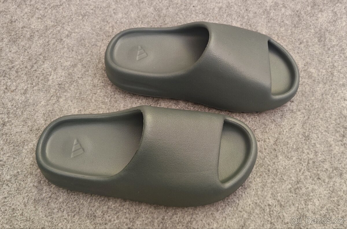 Adidas Yeezy Slide Salt
