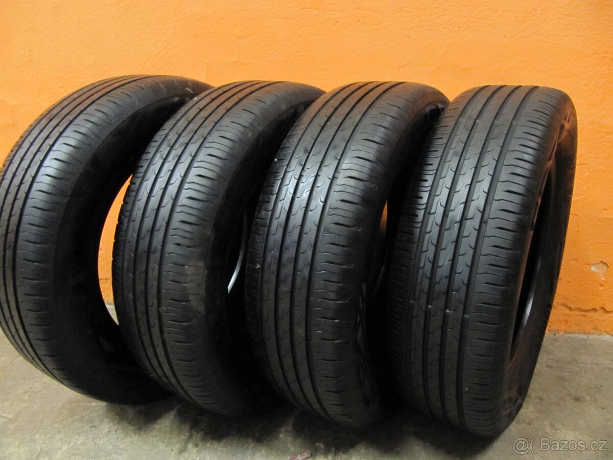 Pneu 215/65/17 Continental