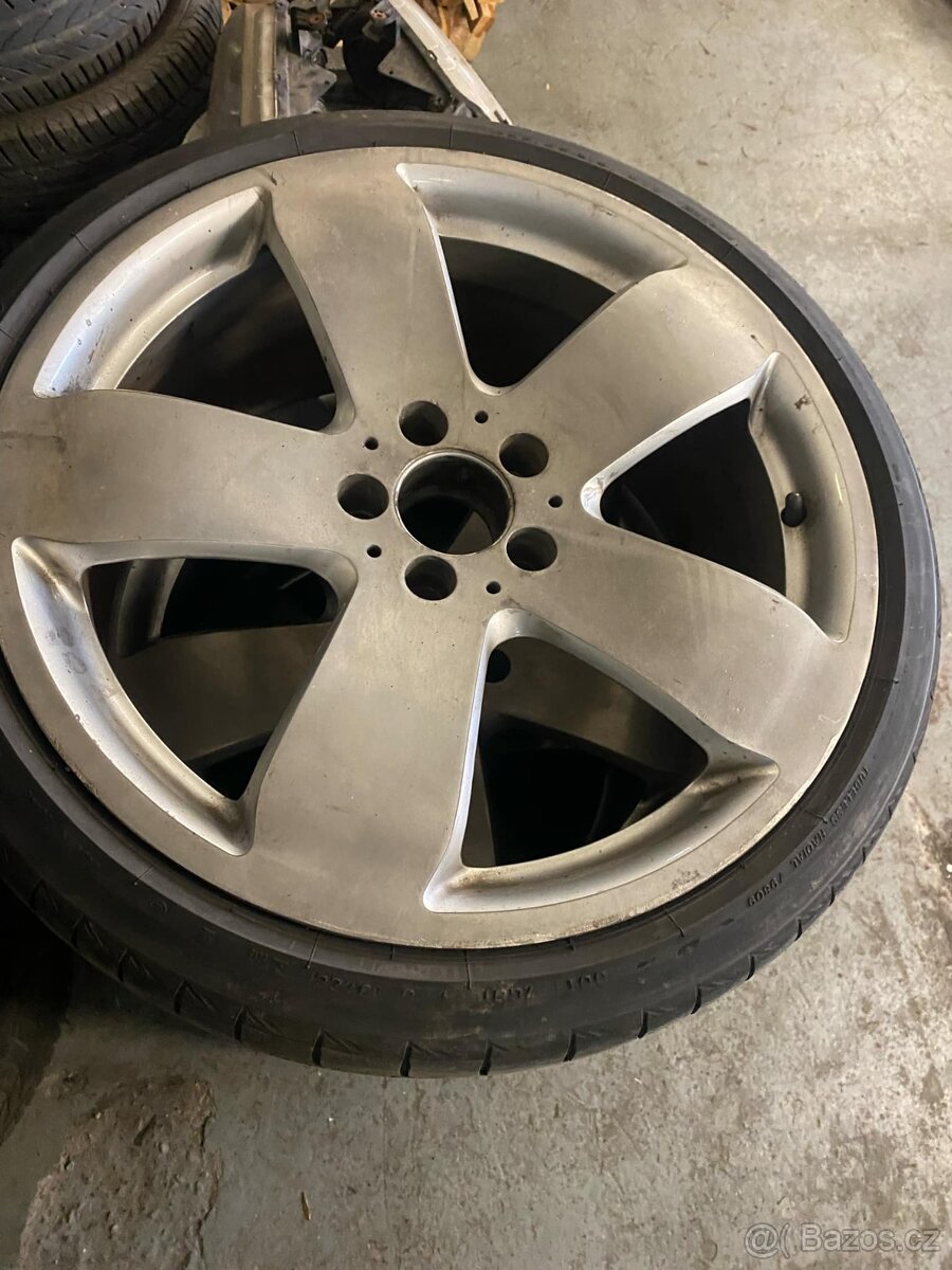 KOLA R19 8,5J 5X112 235/35/R19 ET35 AUDI / MERCEDES