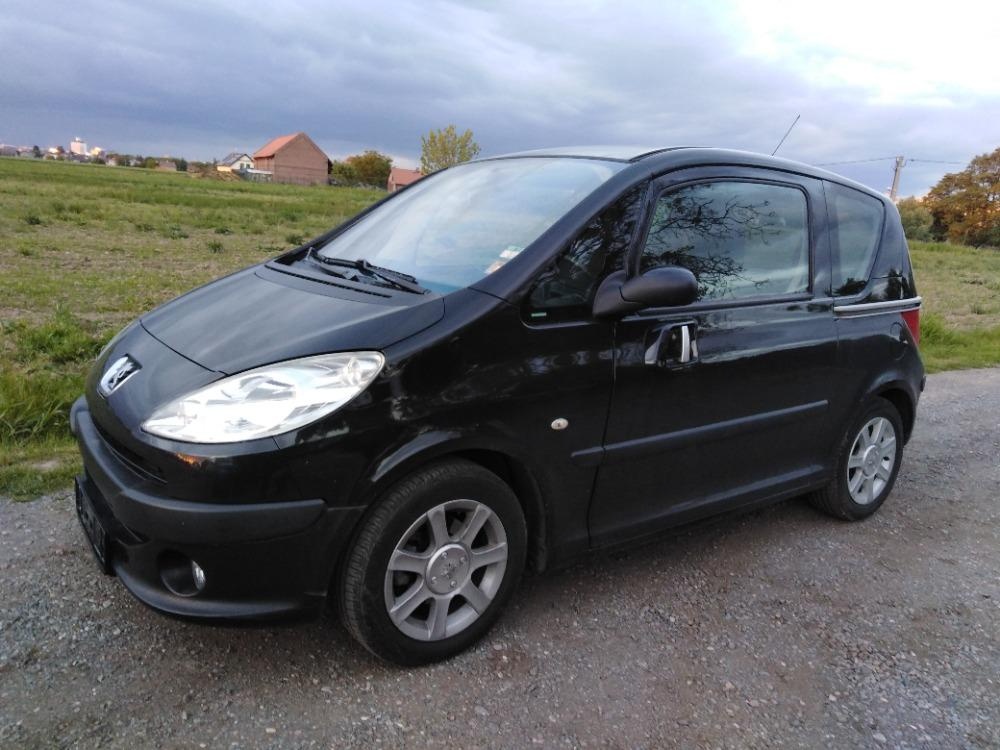 PEUGEOT 1007 NAJETO JEN 70,,, KLIMA, 1,4i BENZIN 65KW