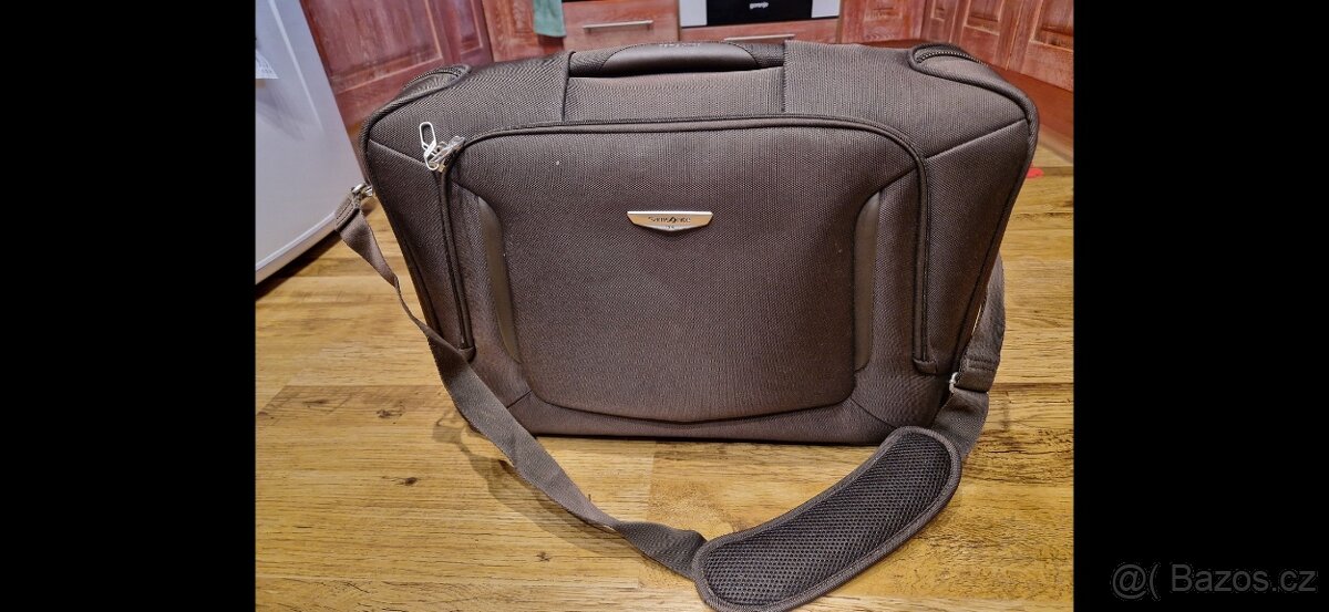 Cestovni manazersky kufr Samsonite