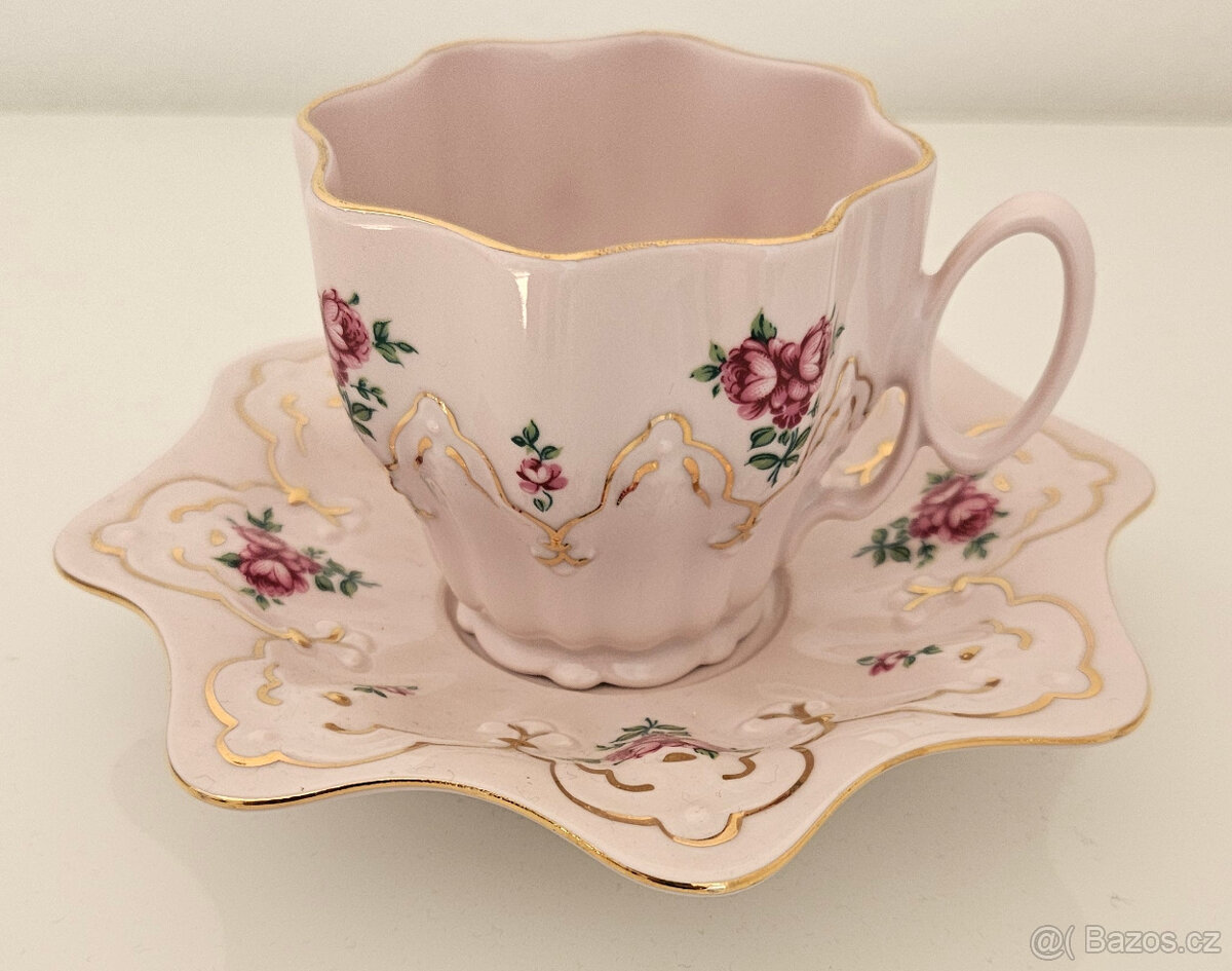 Růžový porcelán