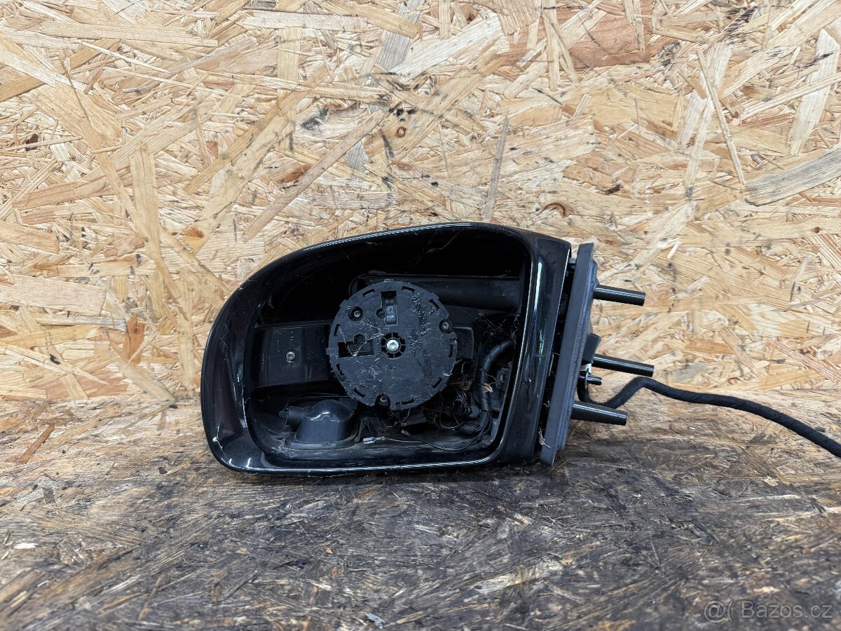 LEVÉ ZPĚTNÉ ZRCÁTKO MERCEDES W164 11+4 PIN C197