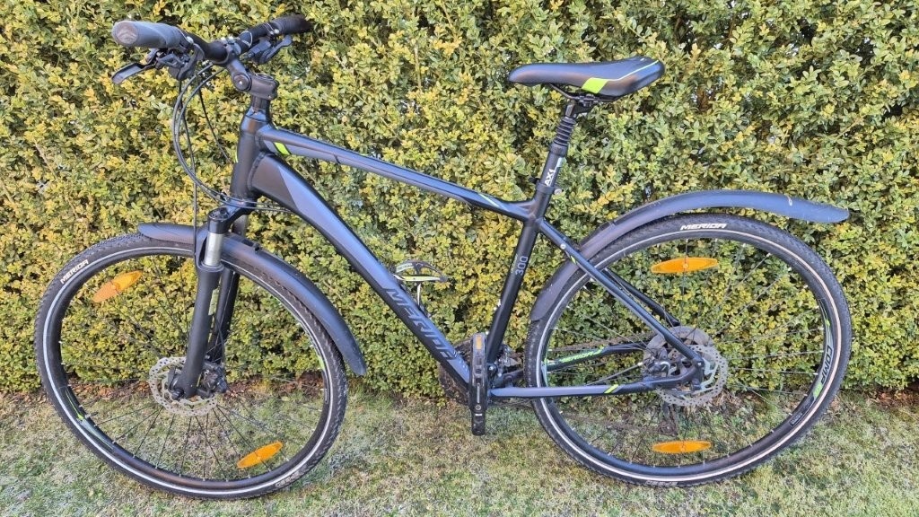 Merida Crossway 300 Matt Black M(51) - sleva