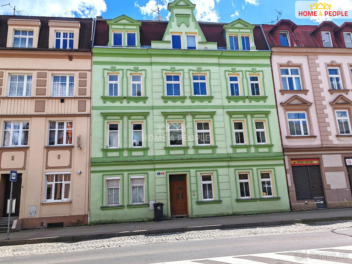 Prodej bytu 3+1, 69 m2, Chebská, Karlovy Vary
