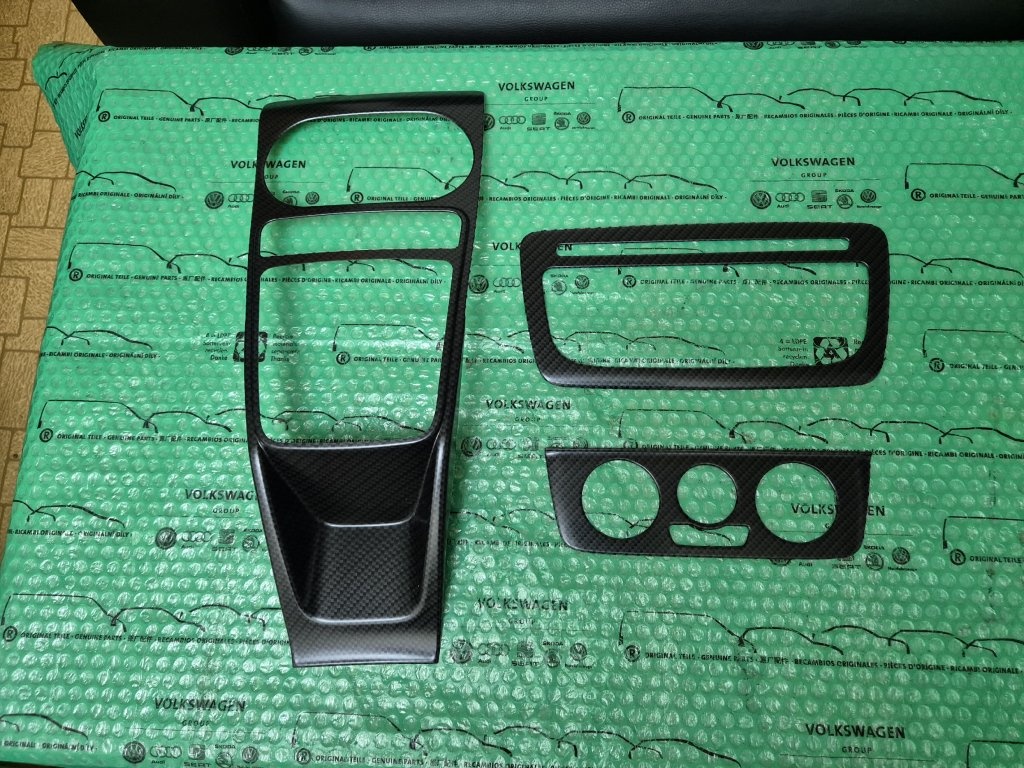 dekor středového panelu design carbon Seat Ibiza (5P, 3P, ST