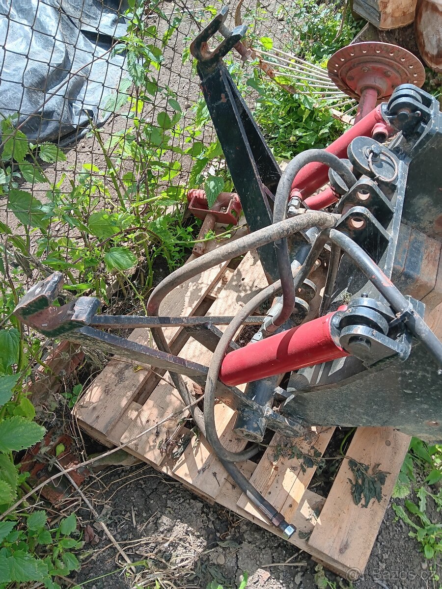 Čelní hydraulika na Zetora