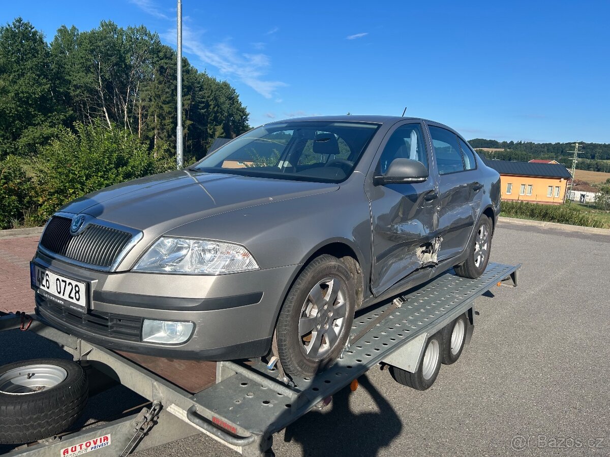 Škoda Octavia 2 tour 1.6 mou rok 2012