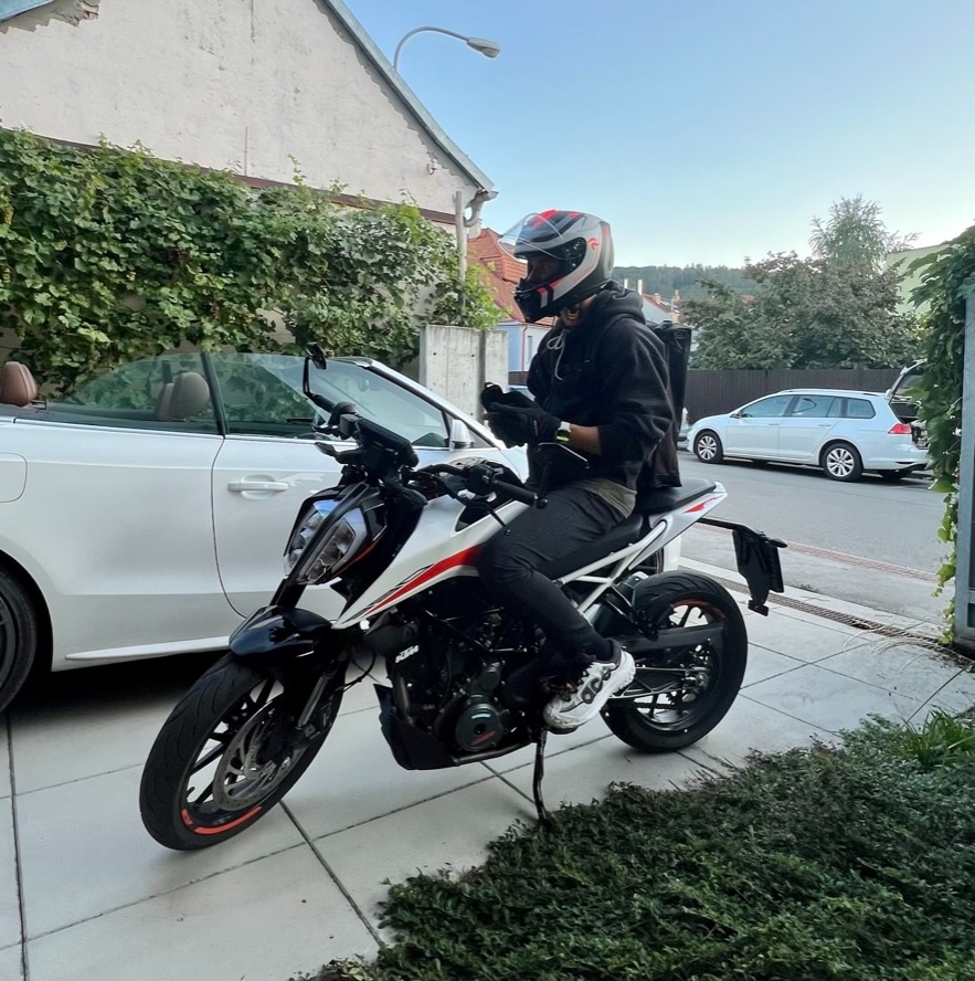 KTM DUKE 390 - 8,3 TISIC KM (2023)