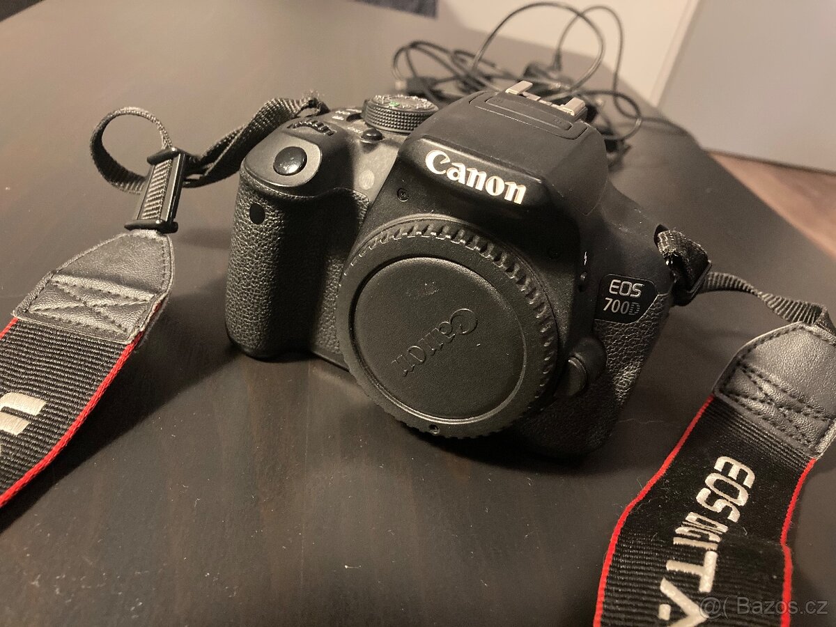 Canon EOS 700D