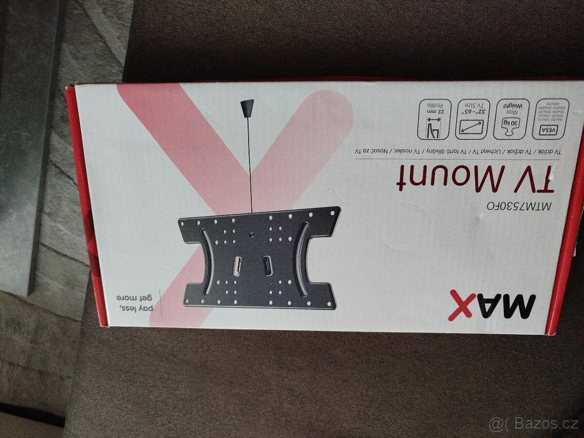 Nové držáky na televize