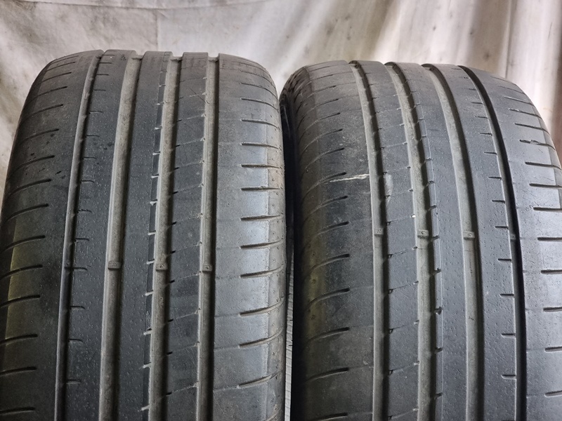 Letní pneu Goodyear 100Y 245 45 18   (č.P1)