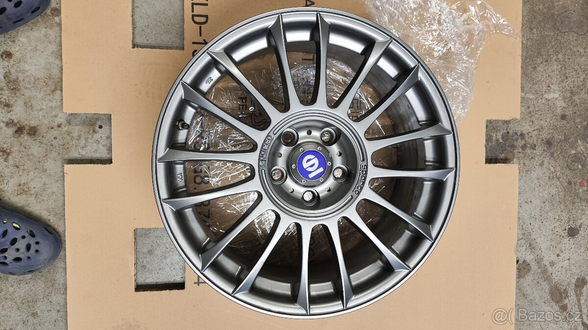 Sparco Mitsubishi Subaru alu kola 8x18 5x114,3