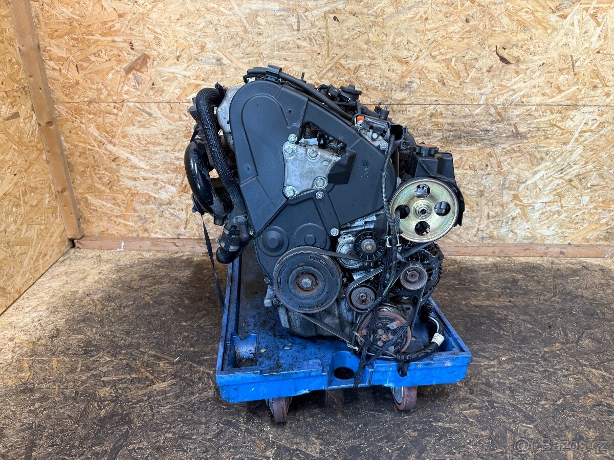 KOMPLETNÍ MOTOR 2.0 HDI 66KW RHY