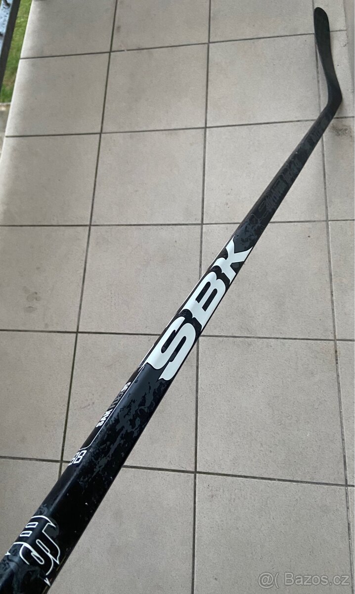 Hokejka SBK Dark One 95flex P29 levá ZÁRUKA